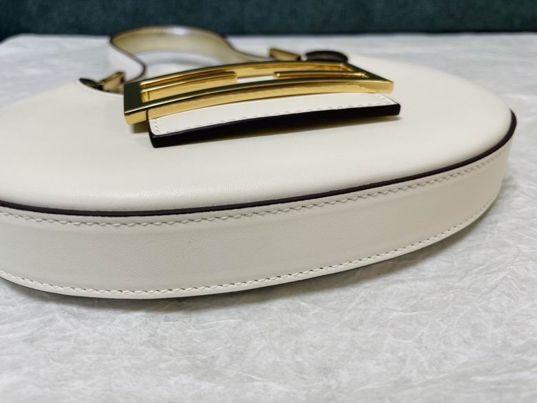 8556 22x4.5x17.5cm RF 2 (9)