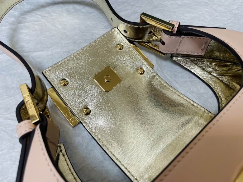 8556 22x4.5x17.5cm RF 3 (9)