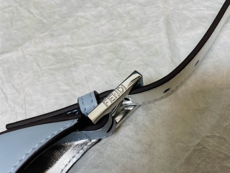 8556 22x4.5x17.5cm RF 4 (5)