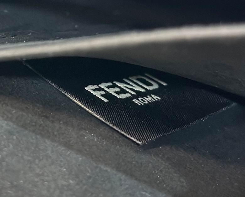 8622L 25X7X20cm H 4 (6)