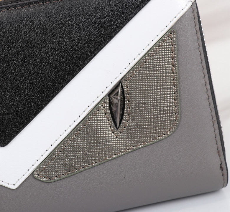 868568 19.5X10.5X3cm XM 8 (3)