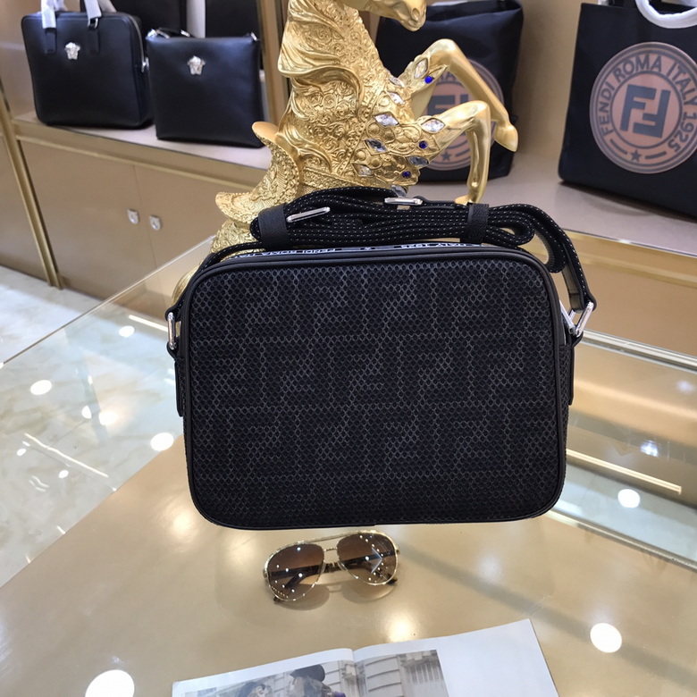 8778 23X17X9.9cm WP (2)