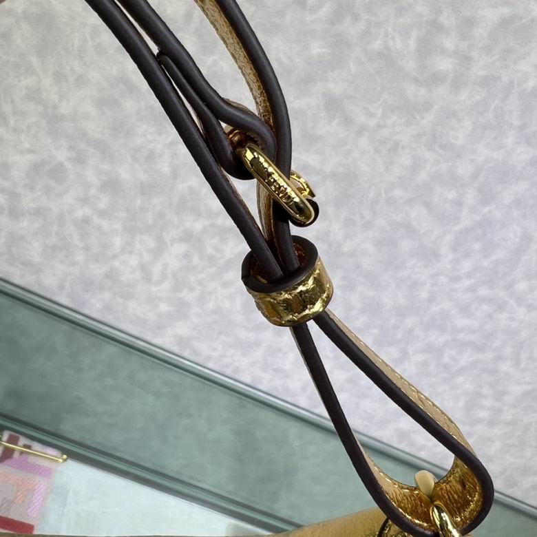 8BR789 29X24.5X10cm H (5)