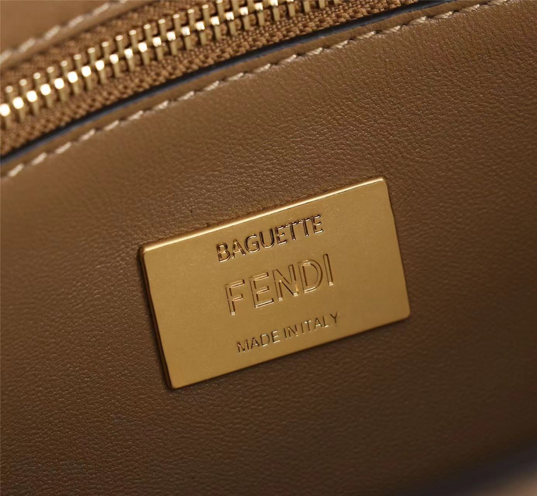 8BR793 24x7x13 cm wr (8)