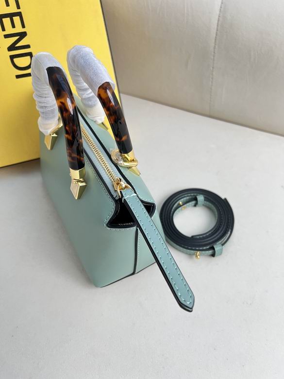 8BS067 9X18.5X12cm YG 4 (3)