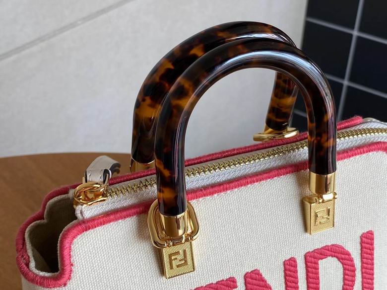 8BS067B135 17X18X8cm H (2)