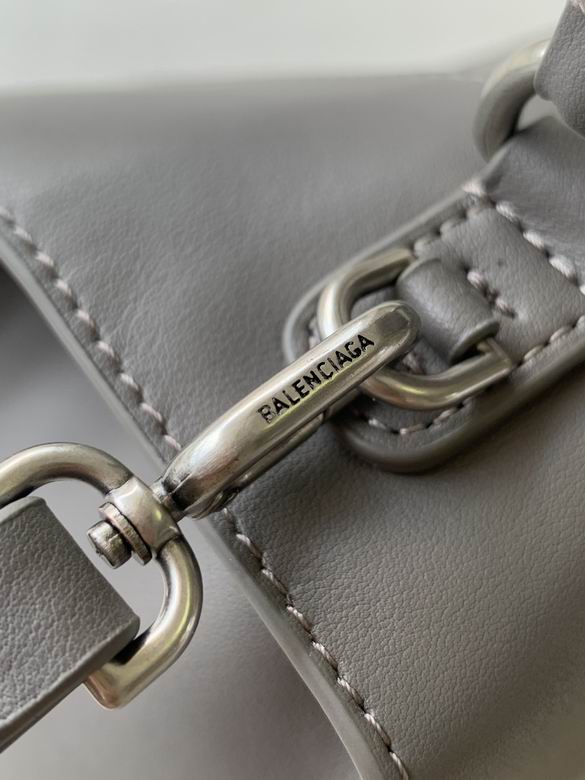 9032 37X23.8X13.9cm GY 3色 24