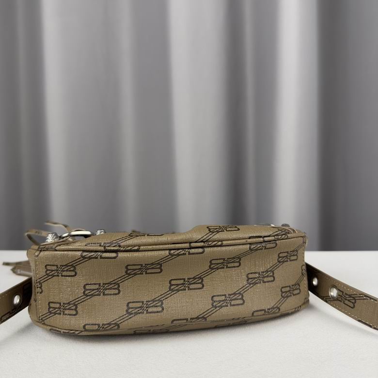 92718 26X16X9.9cm GY 3色 13