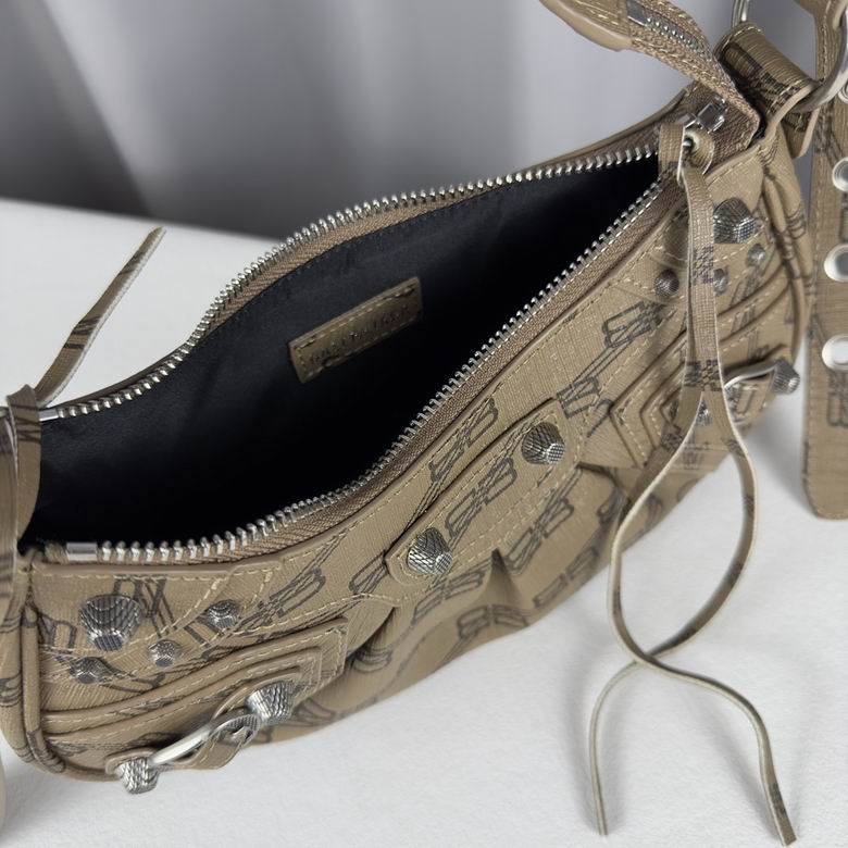 92718 26X16X9.9cm GY 3色 16