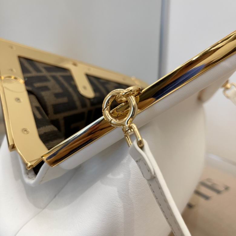 AD21122413 26X9.5X18 (8)