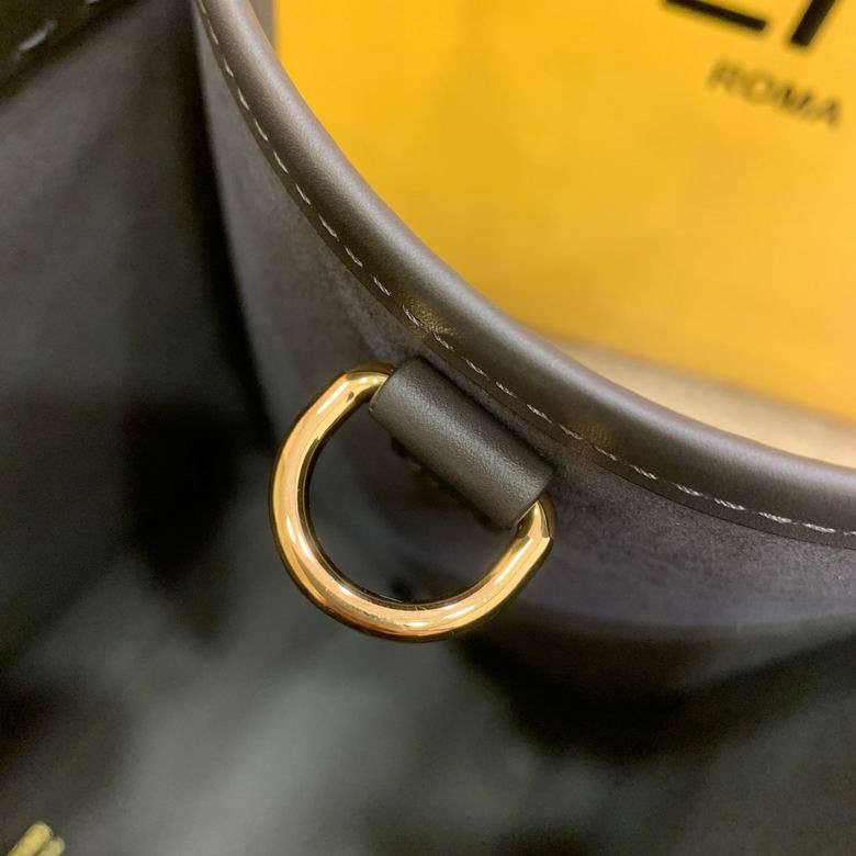 AD21122419 40X35X21 (12)