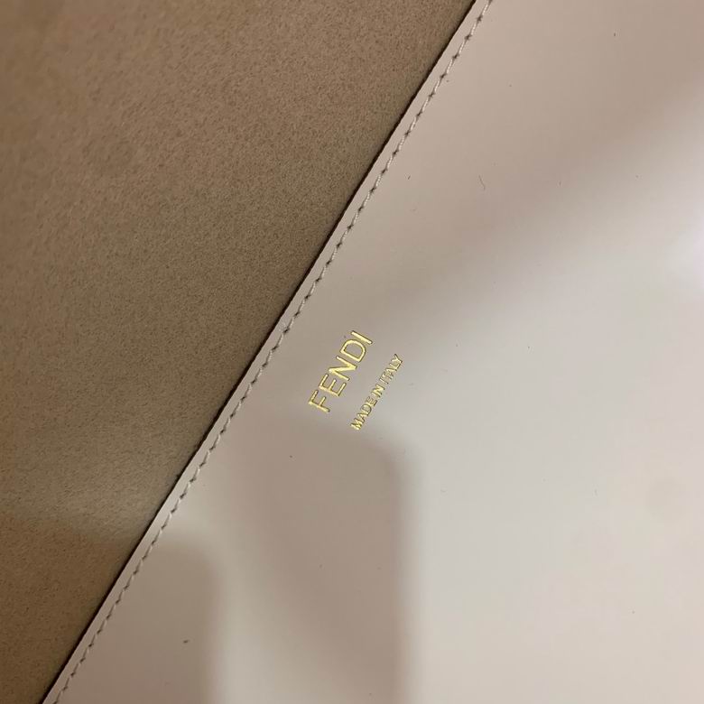 AD21122419 40X35X21 (30)