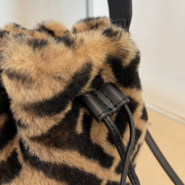 AD68605B79 18X12 (6)