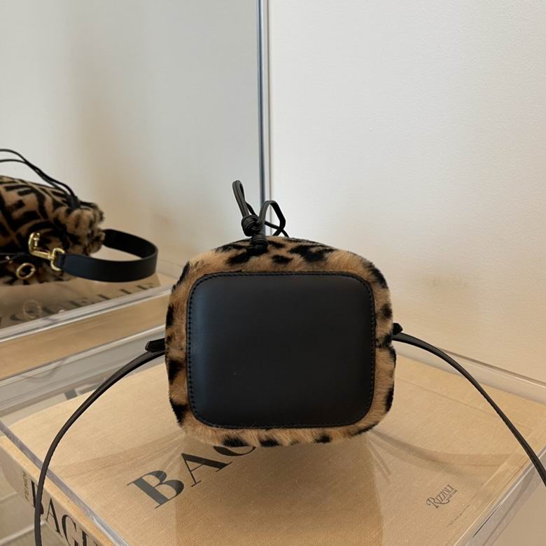 AD68605B79 18X12 (7)