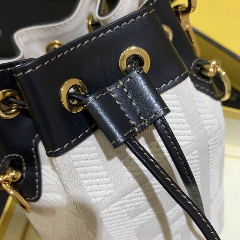 AD8066 12x18x10 (11)