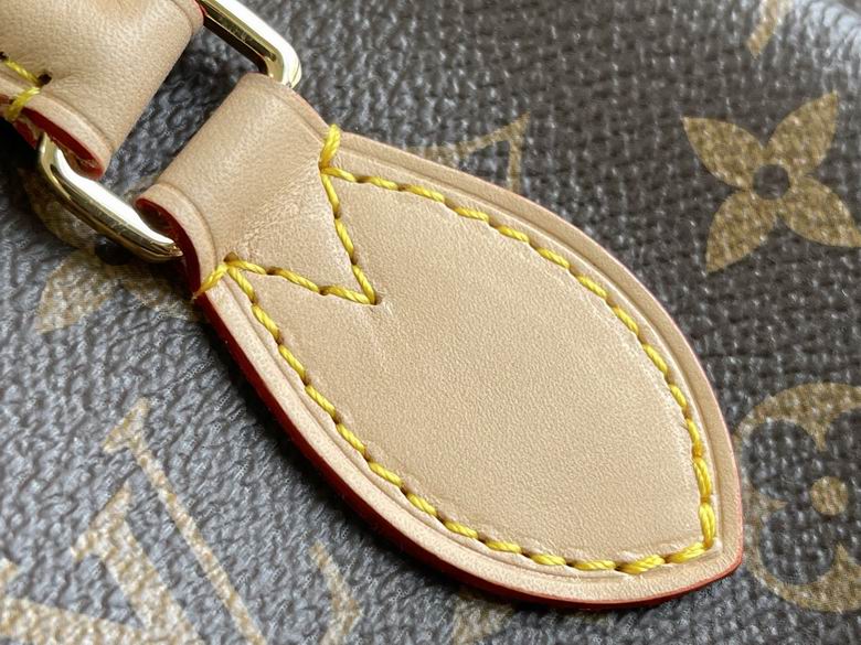 AKM48814 40X26X14 (6)