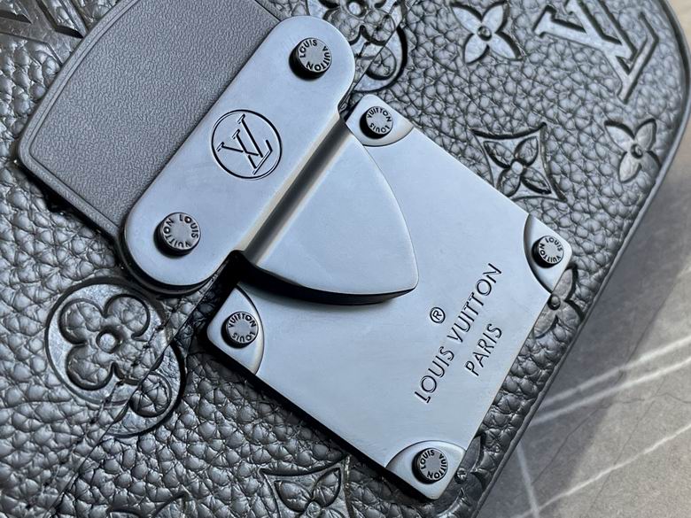 AKM58487 21X15X4 (5)