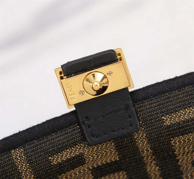 BAGUETTE 10X2X7cm 111401 H (8)