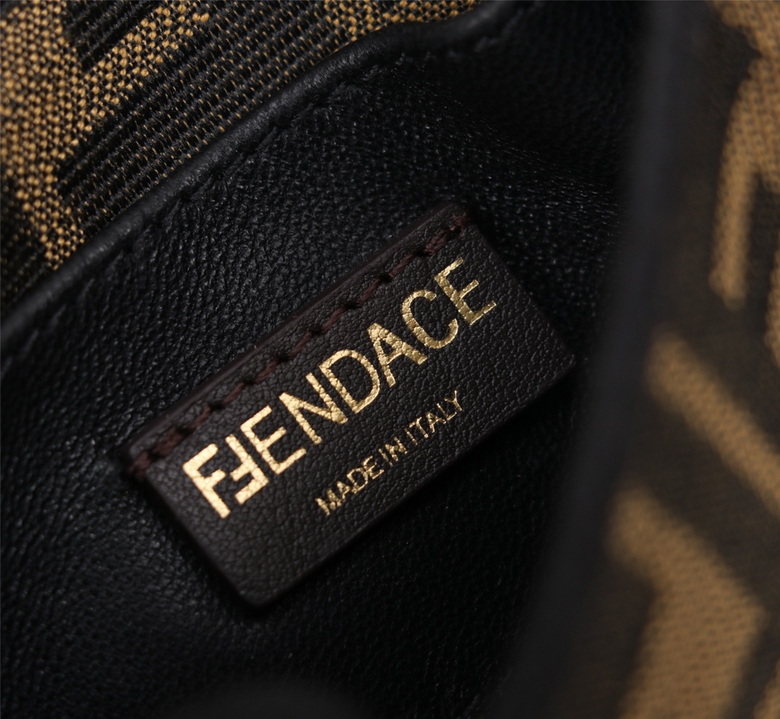 BAGUETTE 10X2X7cm 111402 H (8)