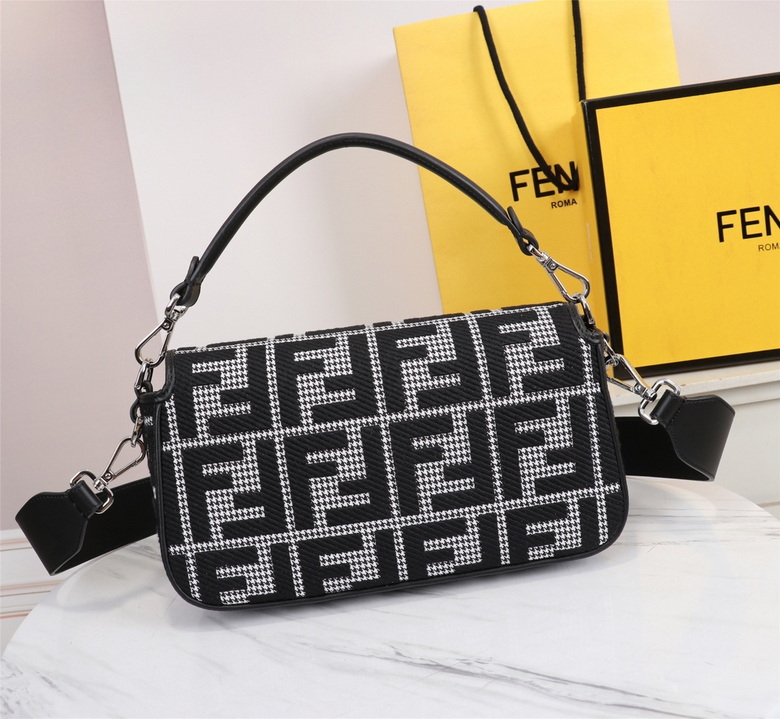 BAGUETTE 26X5X15cm 071203 H (4)