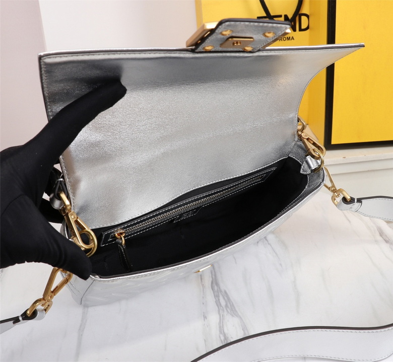 BAGUETTE 26X5X15cm 071205 H (18)