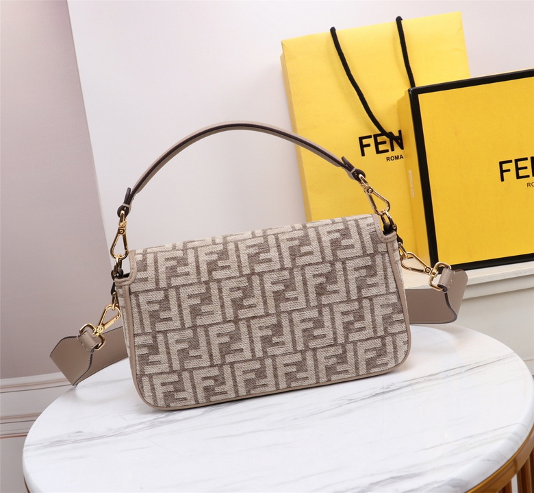 BAGUETTE 26X5X15cm 081109 H 2色 (3)