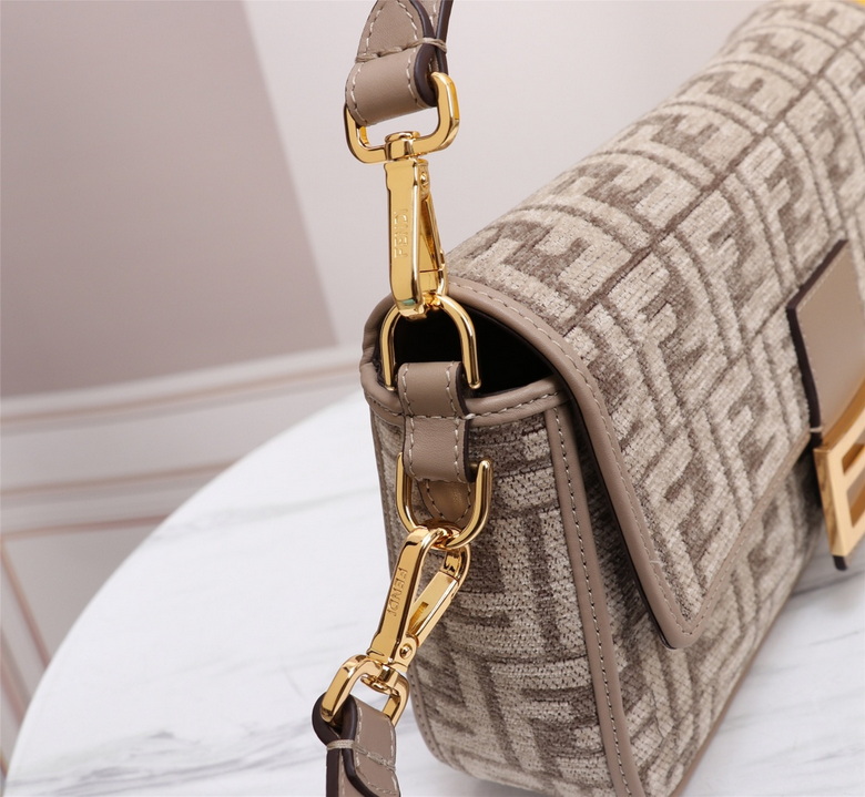 BAGUETTE 26X5X15cm 081109 H 2色 (5)