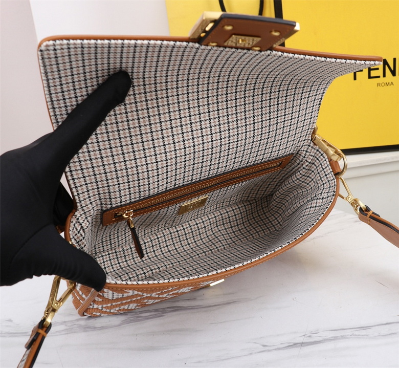 BAGUETTE 26X5X15cm 102401 H (9)