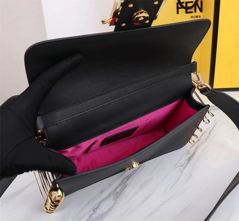 Baguette 28X15.5X7cm 062303 H (18)