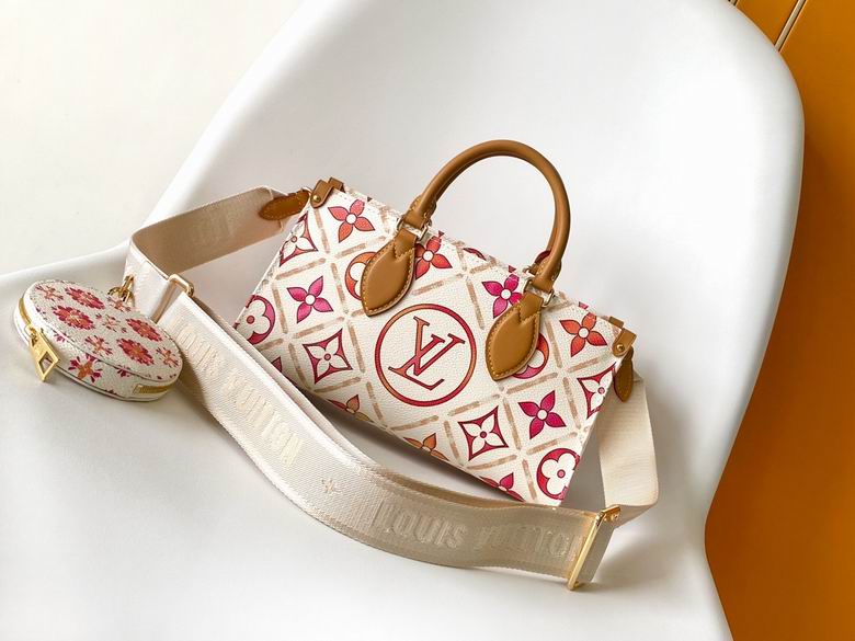 By The Pool M25318 25X13X10cm YG 2