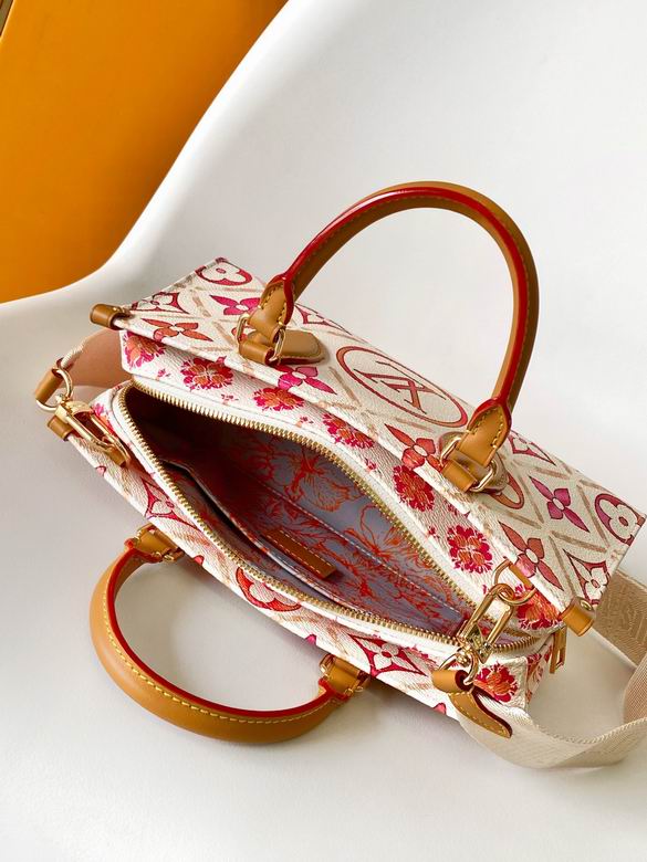 By The Pool M25318 25X13X10cm YG 7