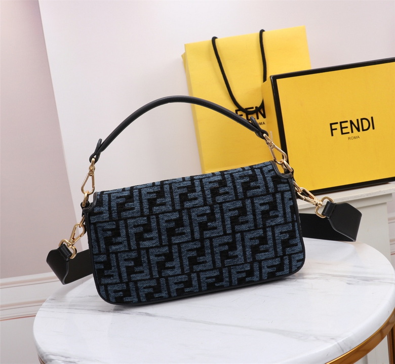 ByThe Way 067 17X18X8cm H (3)