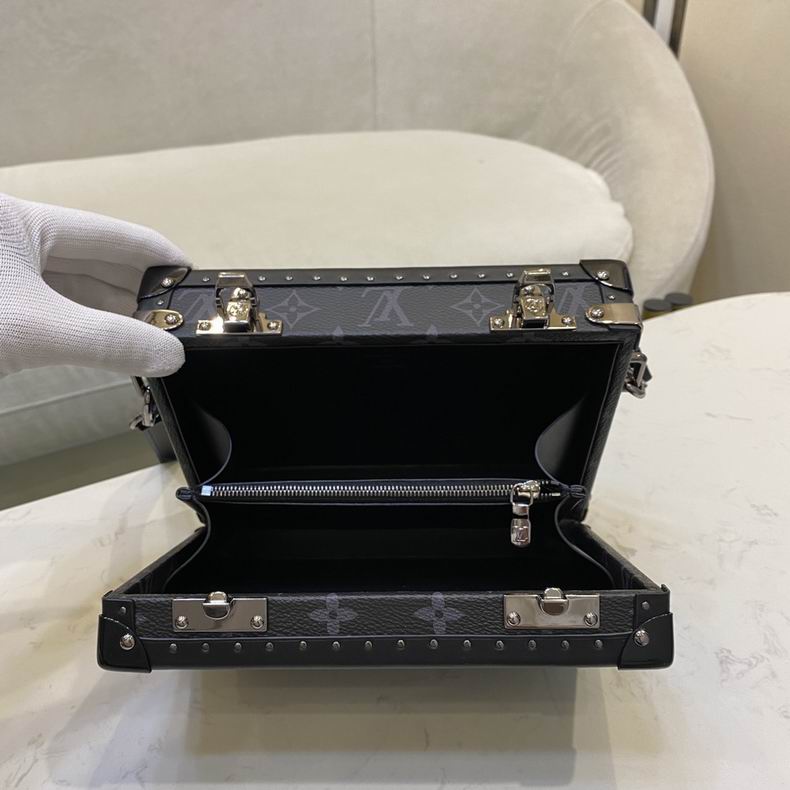 Clutch Box M44157 24x16.5x8 cm gf (16)