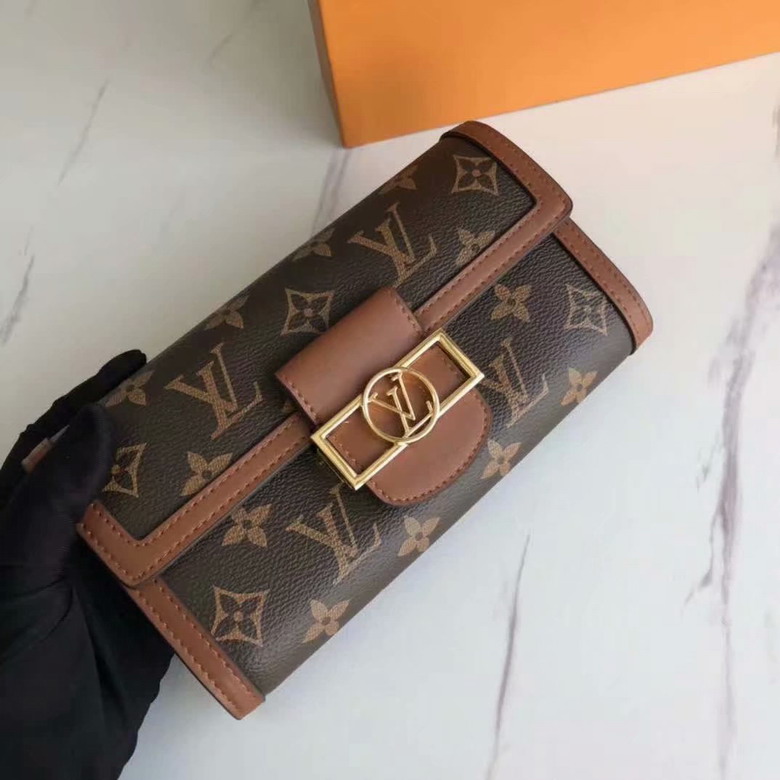 Dauphine M68723 cm ss1_3