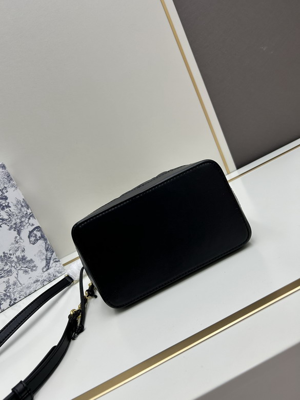 Dior D2780 18x22x17x10cm jj_5