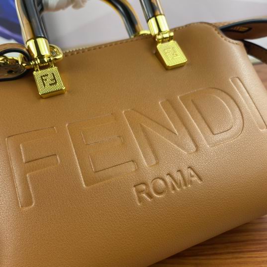 Fendi ByThe Way 8810 20x18x8cm ww (14)