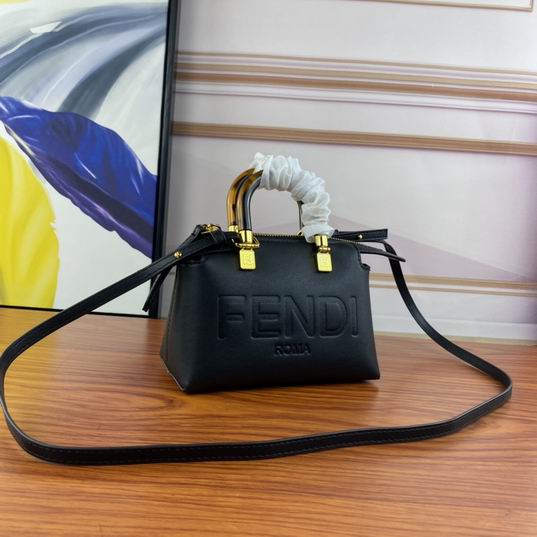 Fendi ByThe Way 8810 20x18x8cm ww (18)