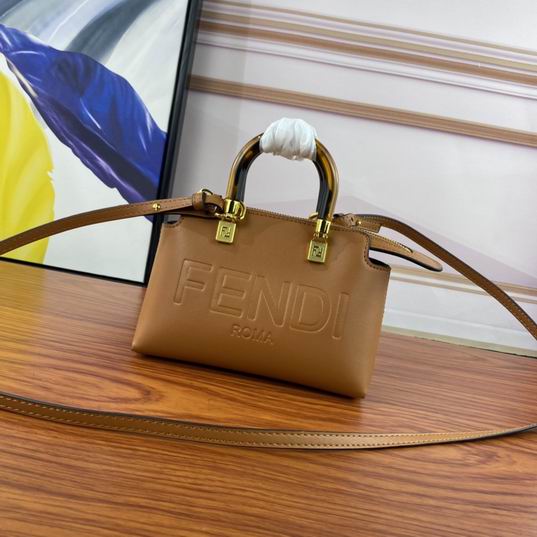 Fendi ByThe Way 8810 20x18x8cm ww (9)