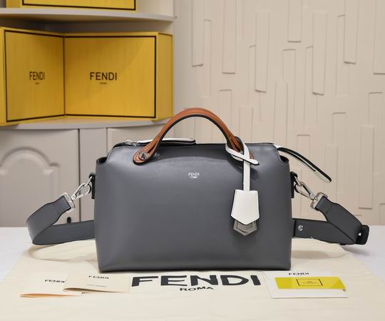 Fendi 001121 28x12x17cm ww (19)