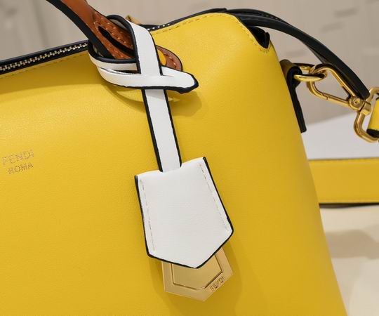 Fendi 001121 28x12x17cm ww (31)