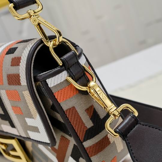 Fendi 1002 27x6x14cm ww (4)