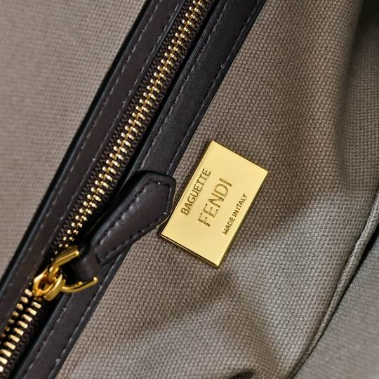 Fendi 1002 27x6x14cm ww (5)