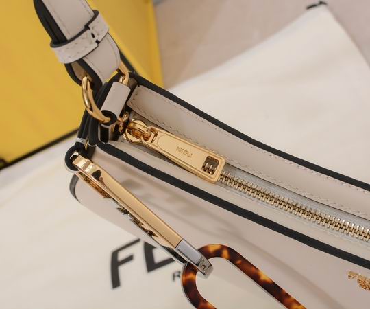 Fendi 203 32x6x12cm ww (32)