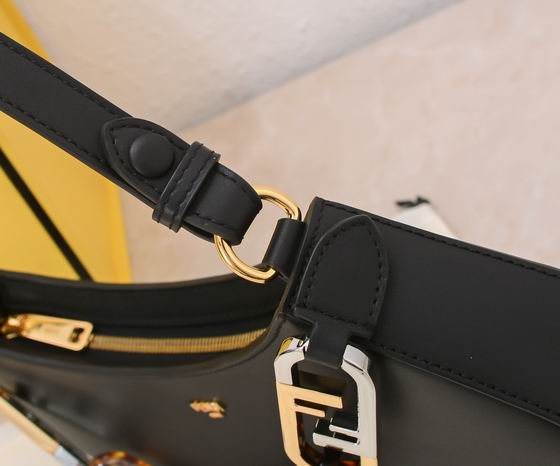 Fendi 203 32x6x12cm ww (5)