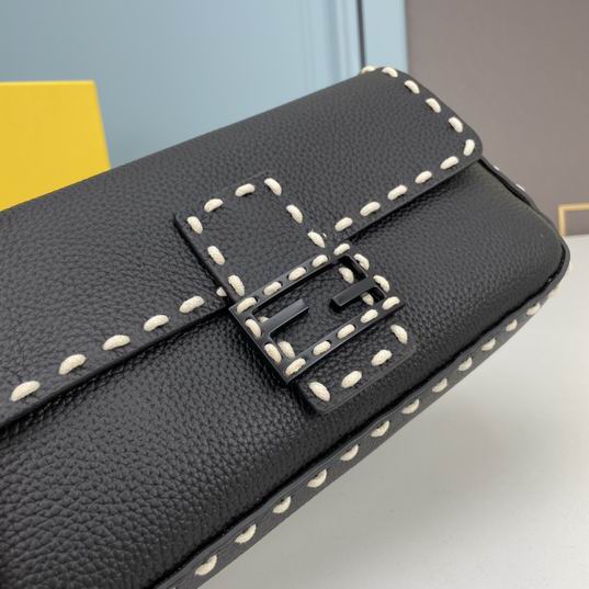 Fendi 2303 27x5x15cm ww (21)