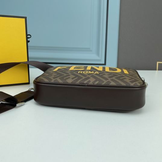 Fendi 2335 22x15x4.5cm ww (3)