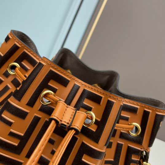 Fendi 23511 17x25x15cm ww (13)