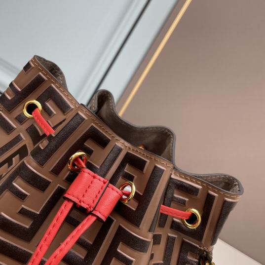 Fendi 23511 17x25x15cm ww (20)