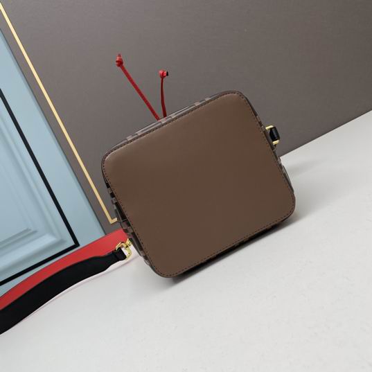 Fendi 23511 17x25x15cm ww (22)