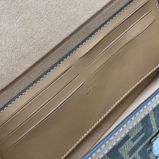 Fendi 23x6.5x13cm ww (16)